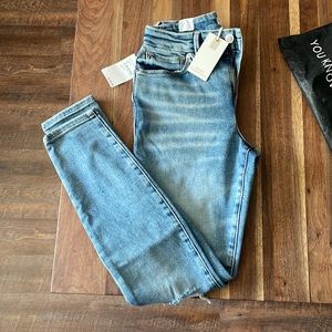 Brand new with tags. Good Legs Size 4 (4/27).